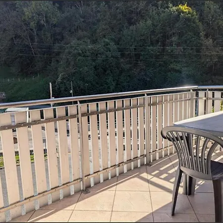 Апартаменты Proche Du Centre 3 A 5 Pers Avec Parking Prive Et La Fibre *