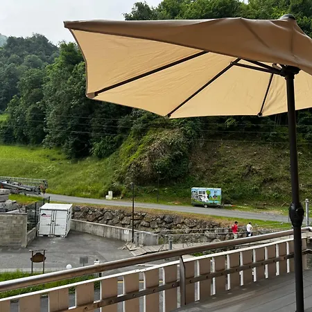 Tres Proche Du Centre Avec Parking Prive Apartment Luz-Saint-Sauveur