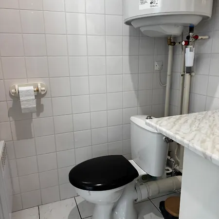 Апартаменты Proche Du Centre 3 A 5 Pers Avec Parking Prive Et La Fibre