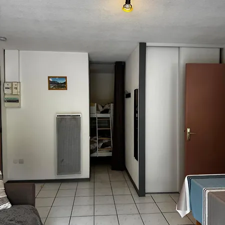 Proche Du Centre 3 A 5 Pers Avec Parking Prive Et La Fibre * Люс-Сен-Совёр