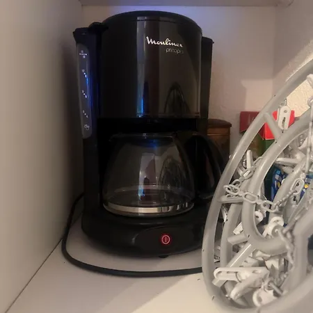 Апартаменты Proche Du Centre 3 A 5 Pers Avec Parking Prive Et La Fibre *